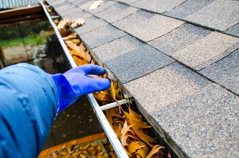 Need help cleaning your gutters safely