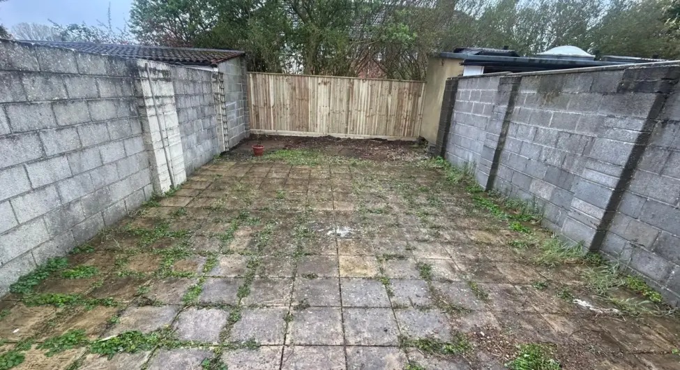 Patio & Driveway Cleaning in Bristol Before